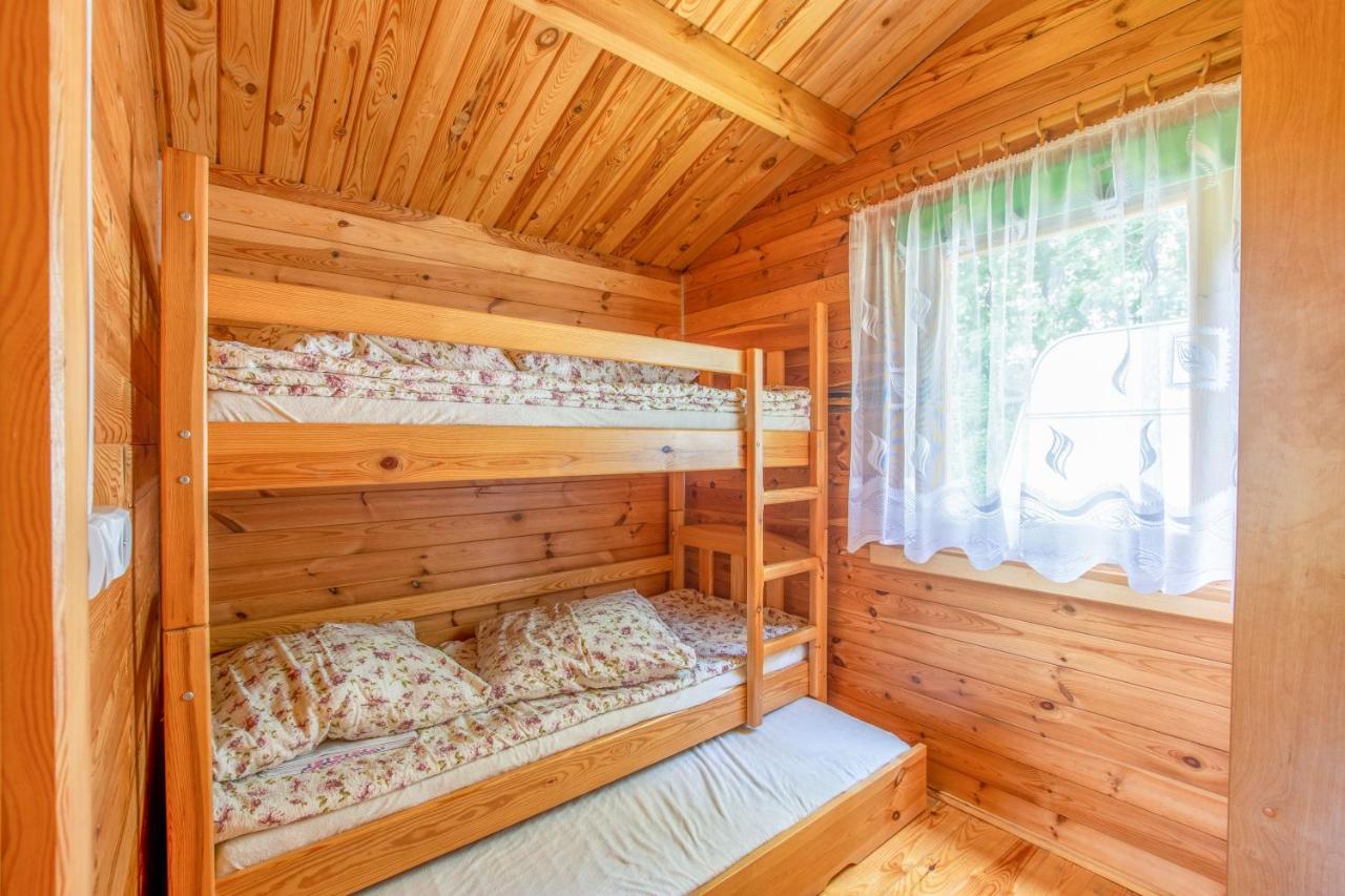 Апартаменты Karmazynowy Raj Домбки Экстерьер фото